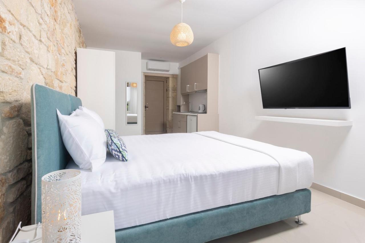 Anna Mare Luxury Apartments Afytos Eksteriør billede