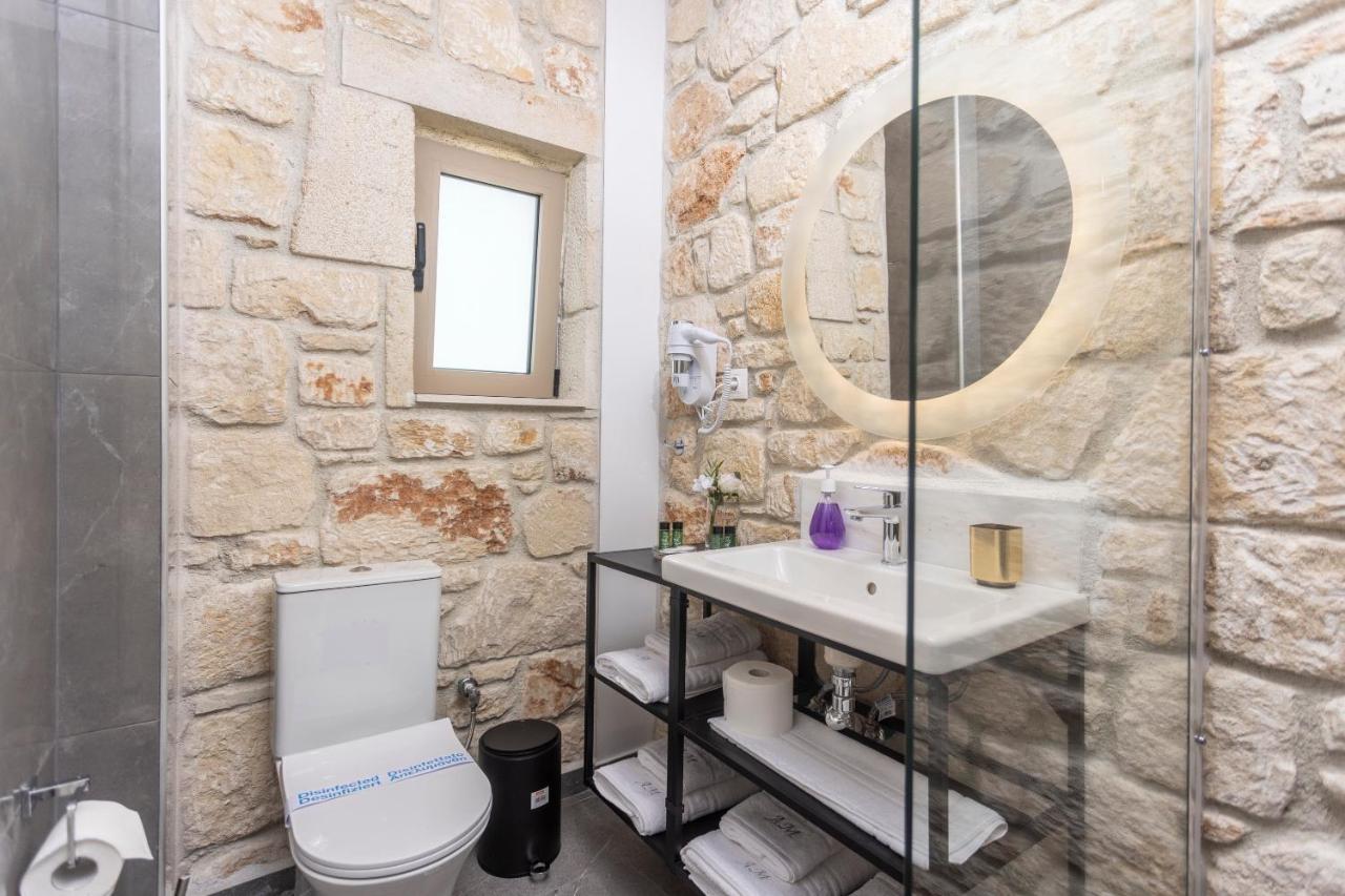 Anna Mare Luxury Apartments Afytos Eksteriør billede