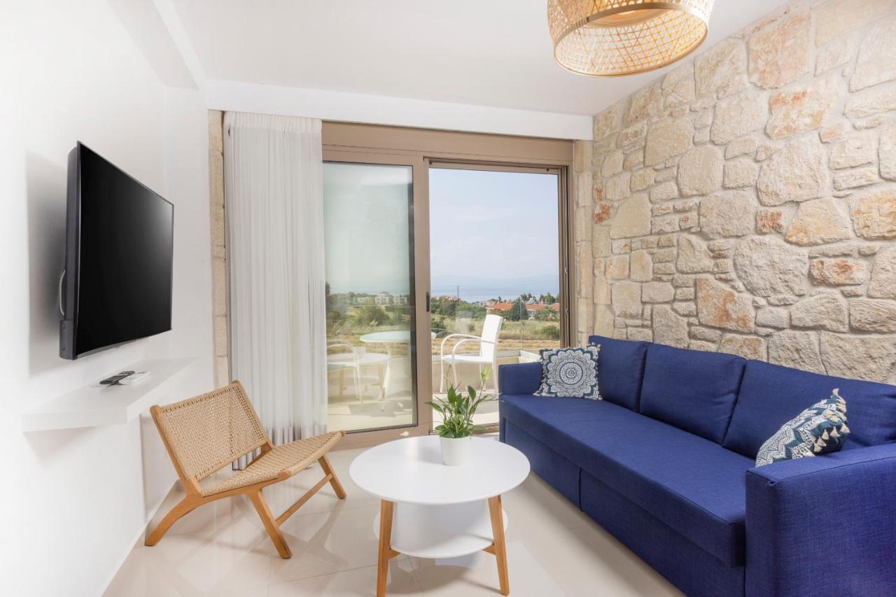 Anna Mare Luxury Apartments Afytos Eksteriør billede