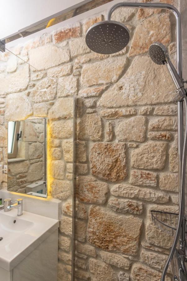 Anna Mare Luxury Apartments Afytos Eksteriør billede